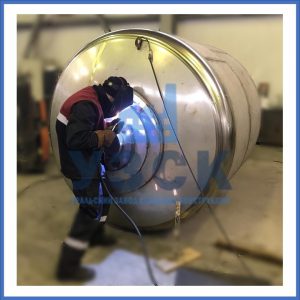 Купить баки и ёмкости из нержавеющей стали от завода УЗСК в Хабаровске